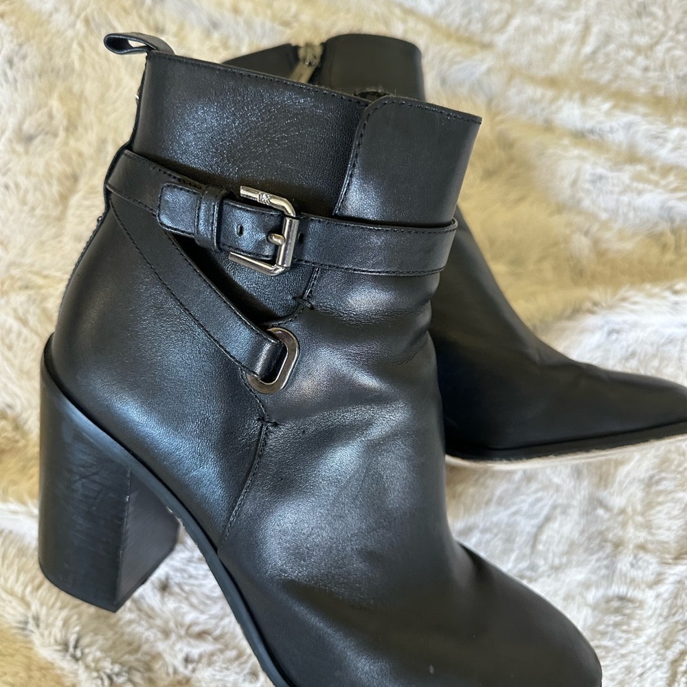 MICHAEL Michael Kors Black Leather Ankle Boots